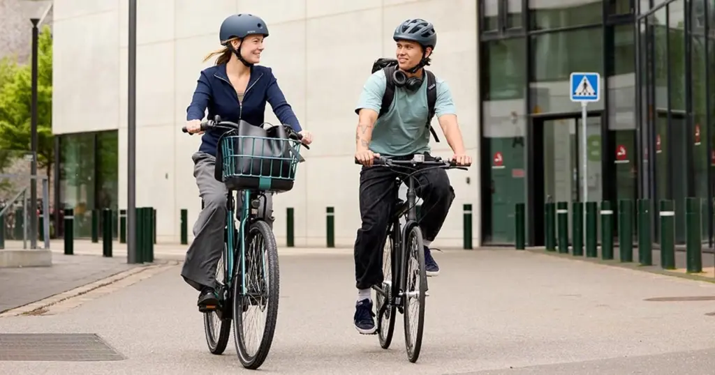 Comparação entre bicicleta elétrica e tradicional para uso urbano diário